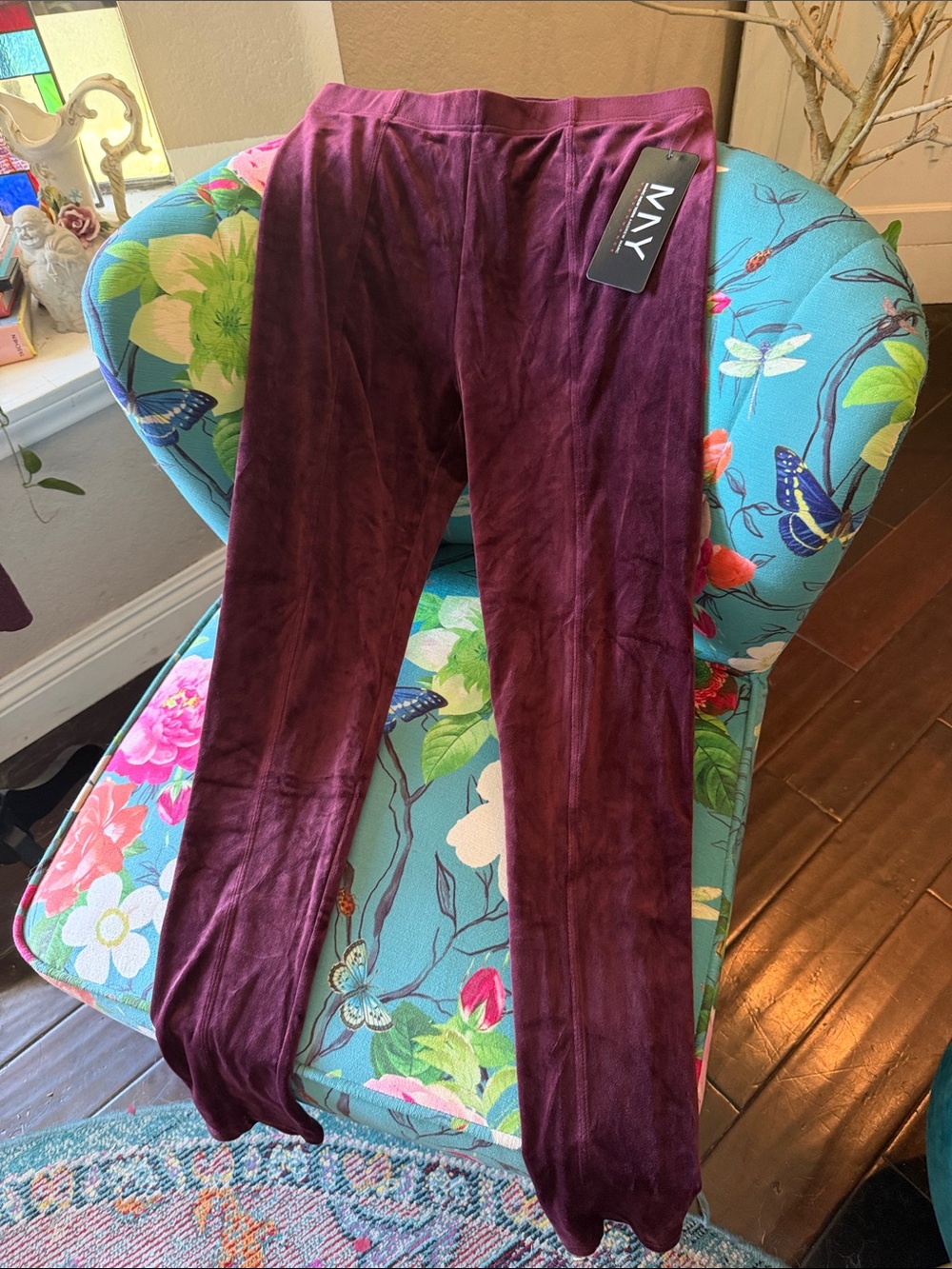Andrew Marc Marc New York performance Velvet Leggings - burgundy NWT!